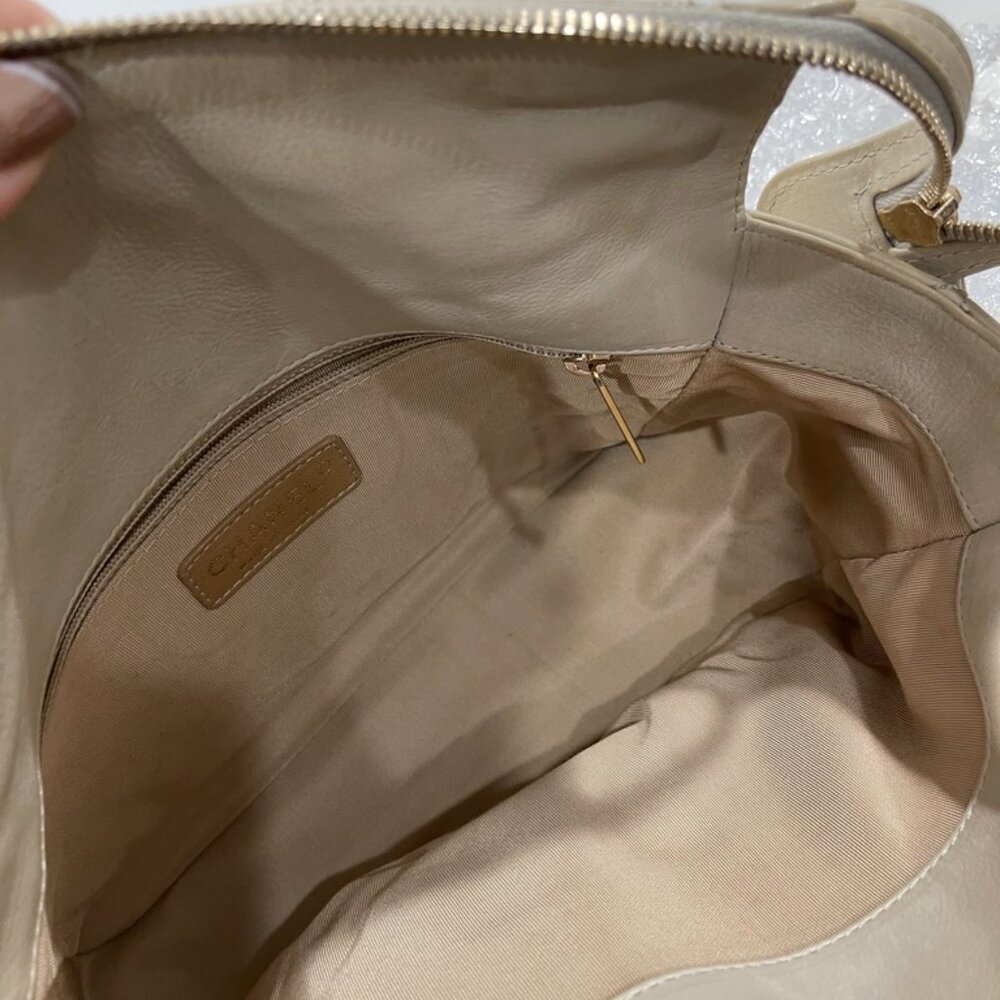 Chanel Tote Bag Cream (133144) - Picture 13 of 14